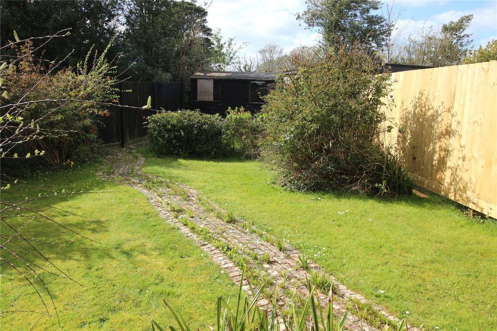 Property photo 2 of 10 Picture No. 13