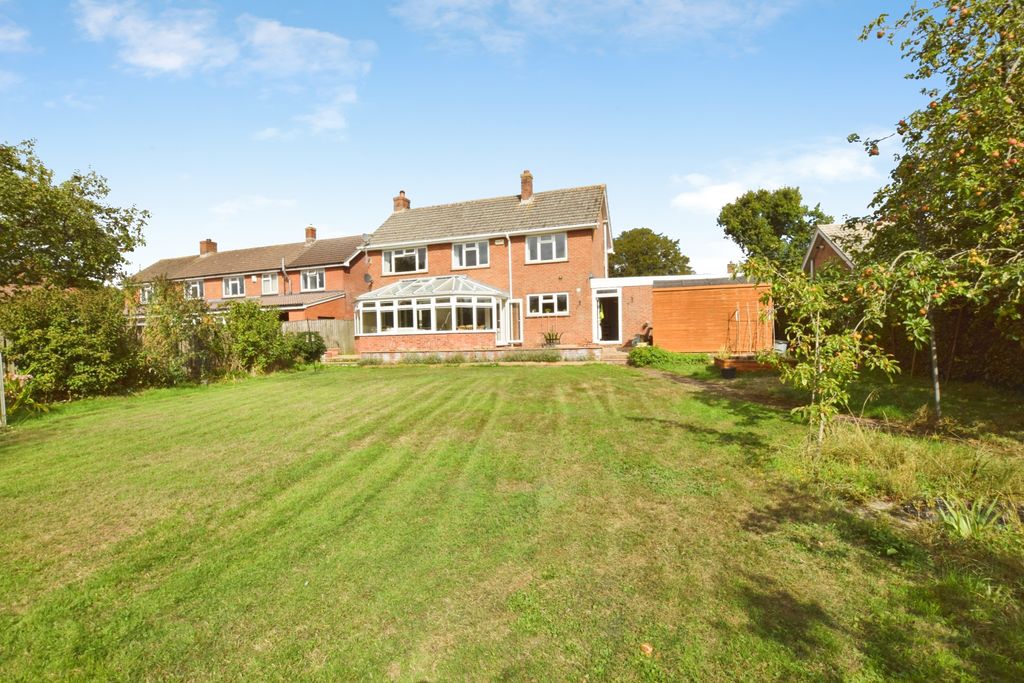 Property photo 1 of 18