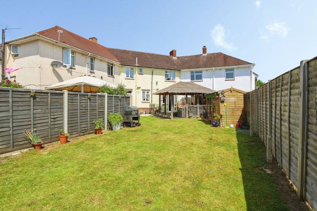 Property photo 3 of 20 Pbox-Img.Jpg