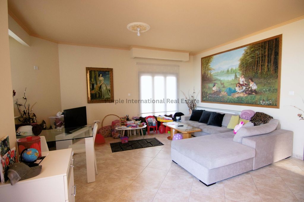 Property photo 2 of 45