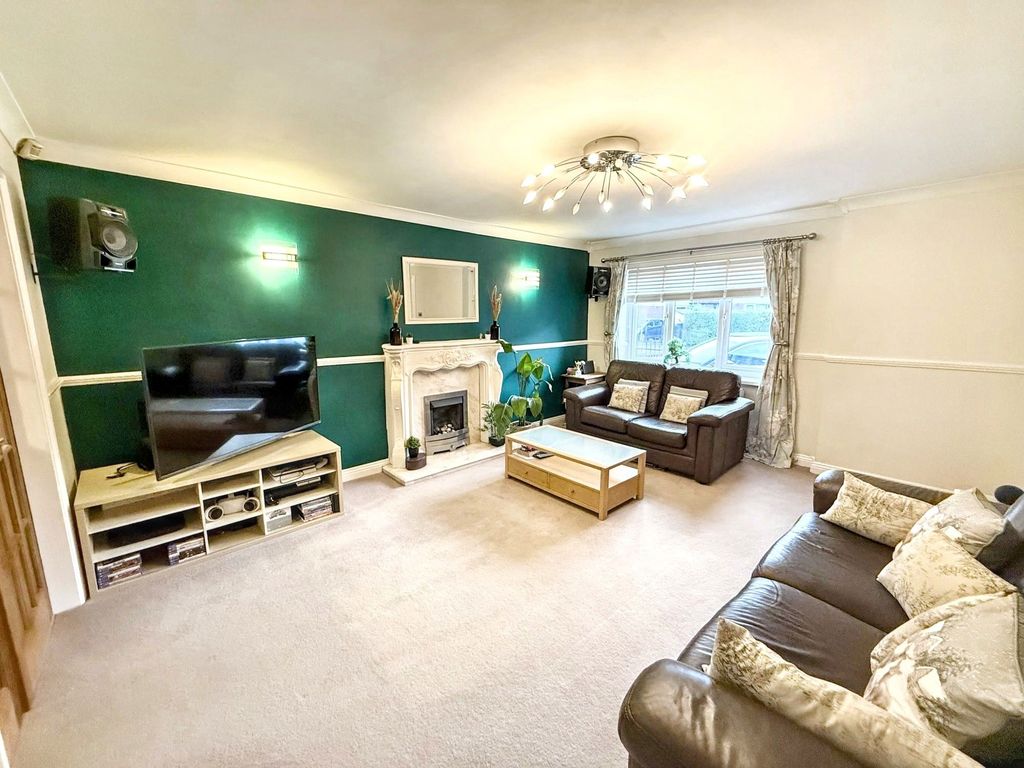 Property photo 3 of 24