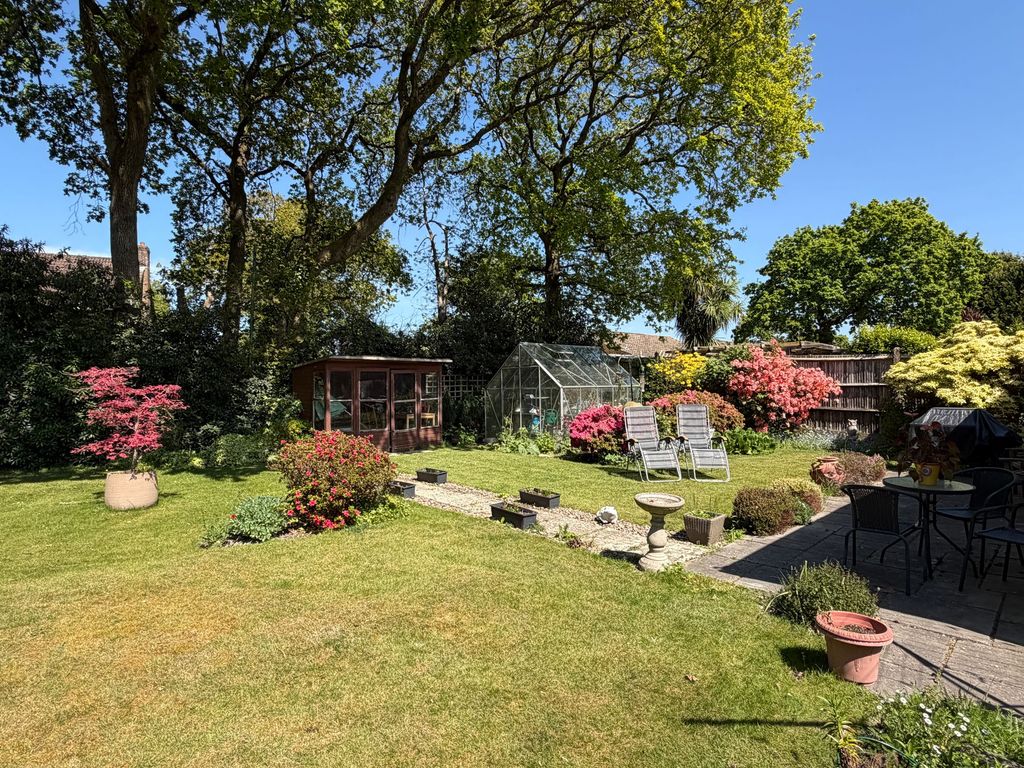 Property photo 2 of 15