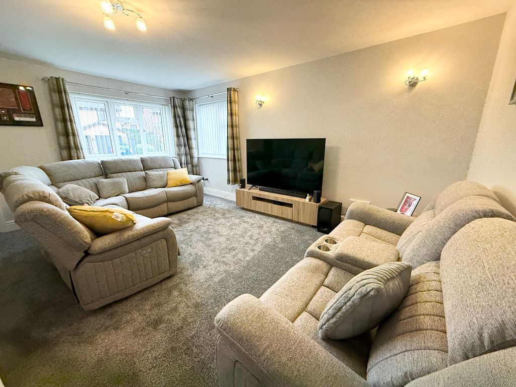 Property photo 3 of 18 Img_2705