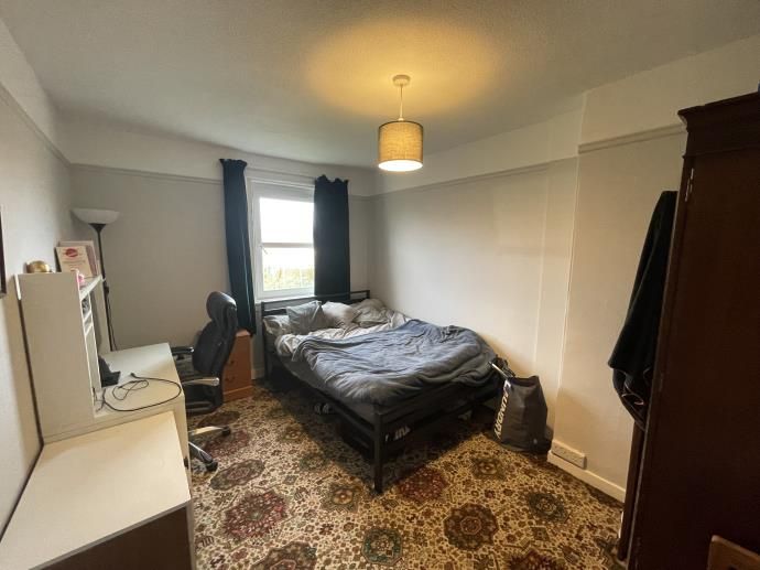 Property photo 3 of 10 Bedroom 2