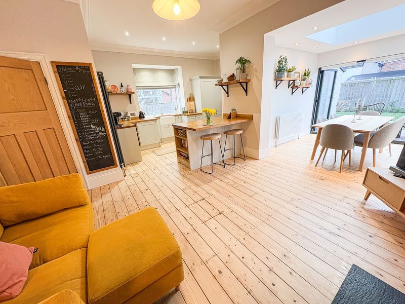 Property photo 2 of 17 Photo 13