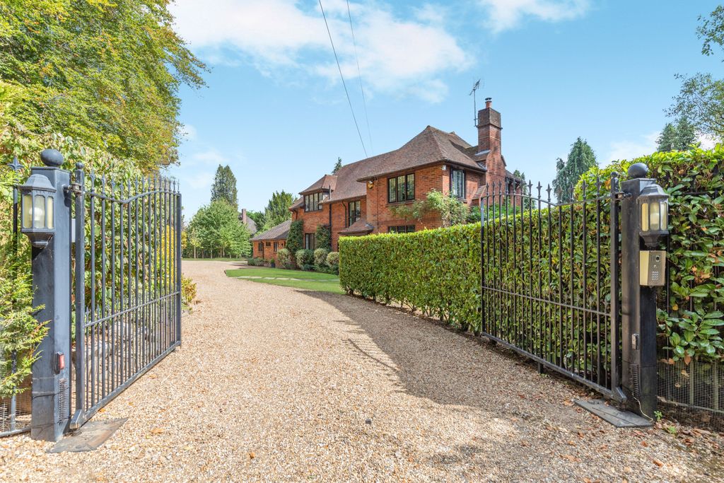 Property photo 3 of 19 Picture No. 27