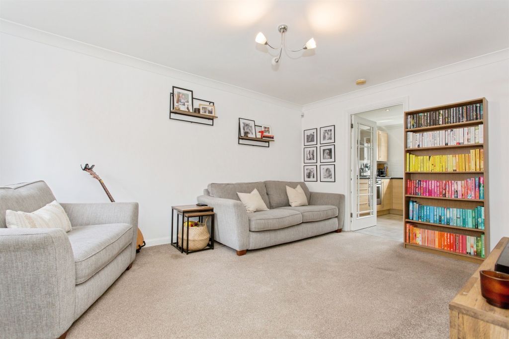 Property photo 2 of 16