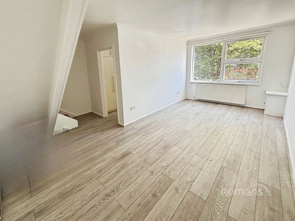 Property photo 2 of 13 Pbox-Img.Jpg