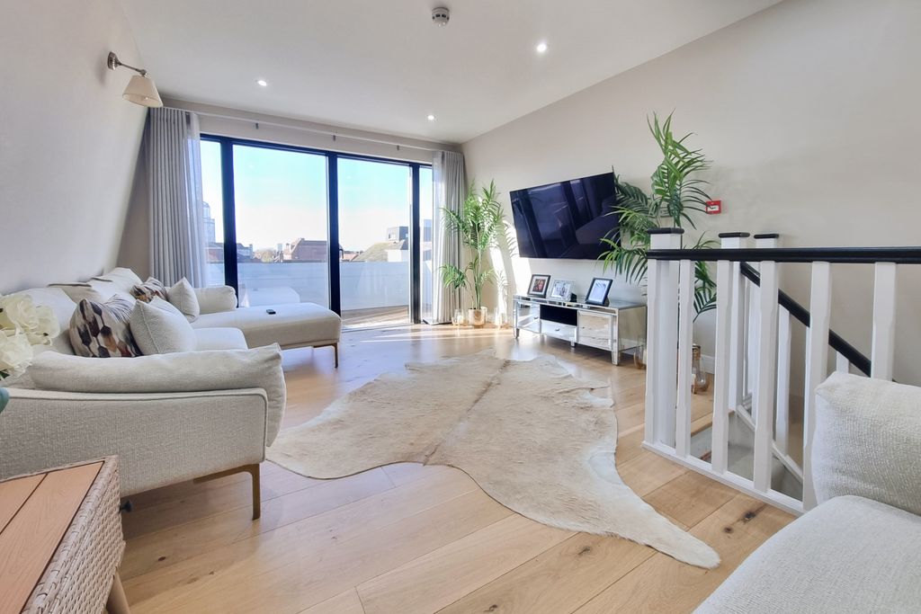 Property photo 2 of 26 20260107_115442