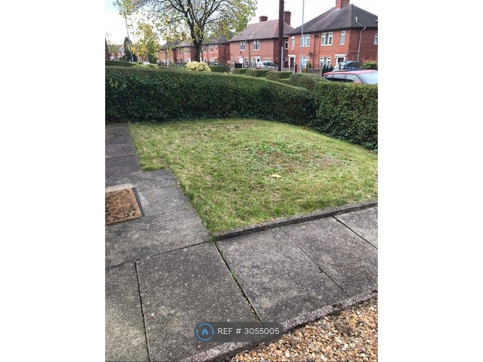 Property photo 2 of 19 Front Lawn