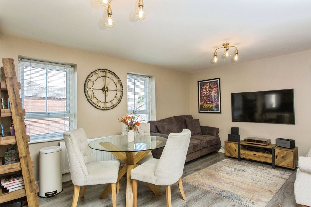 Property photo 2 of 10 Photo