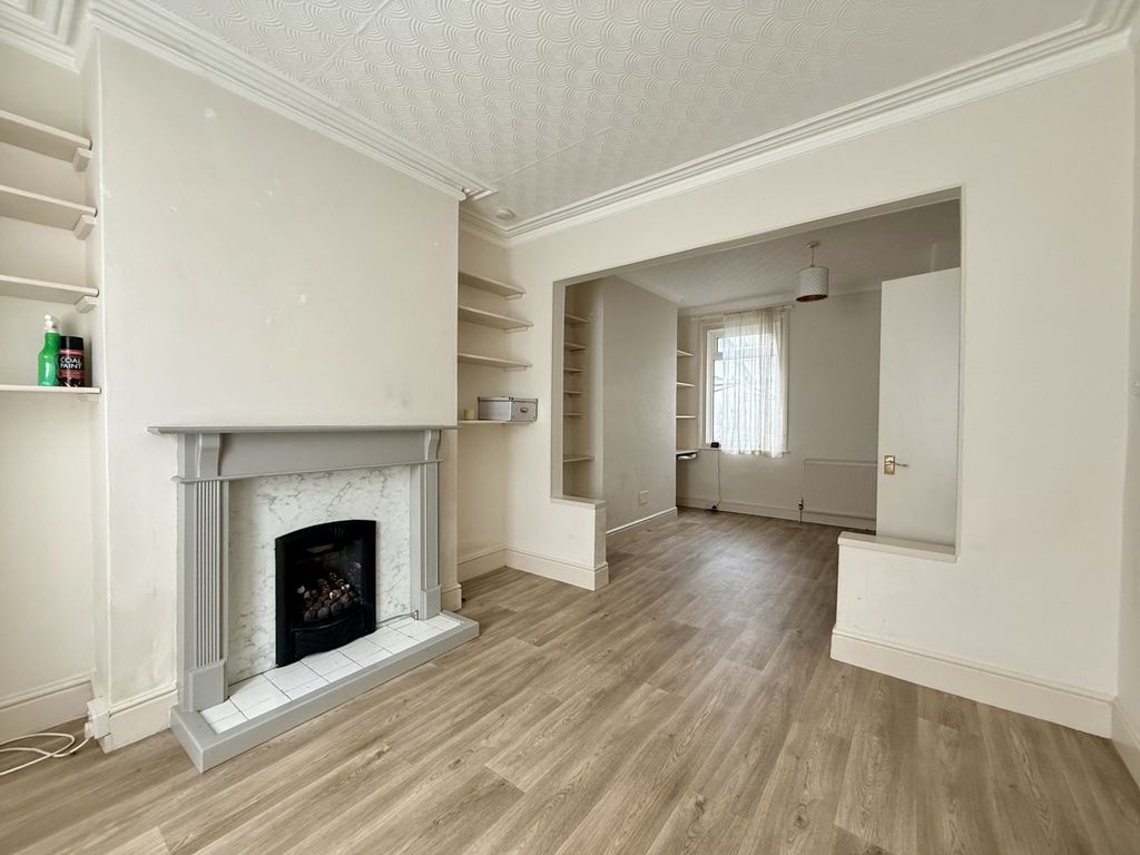 Property photo 3 of 17 Photo 3