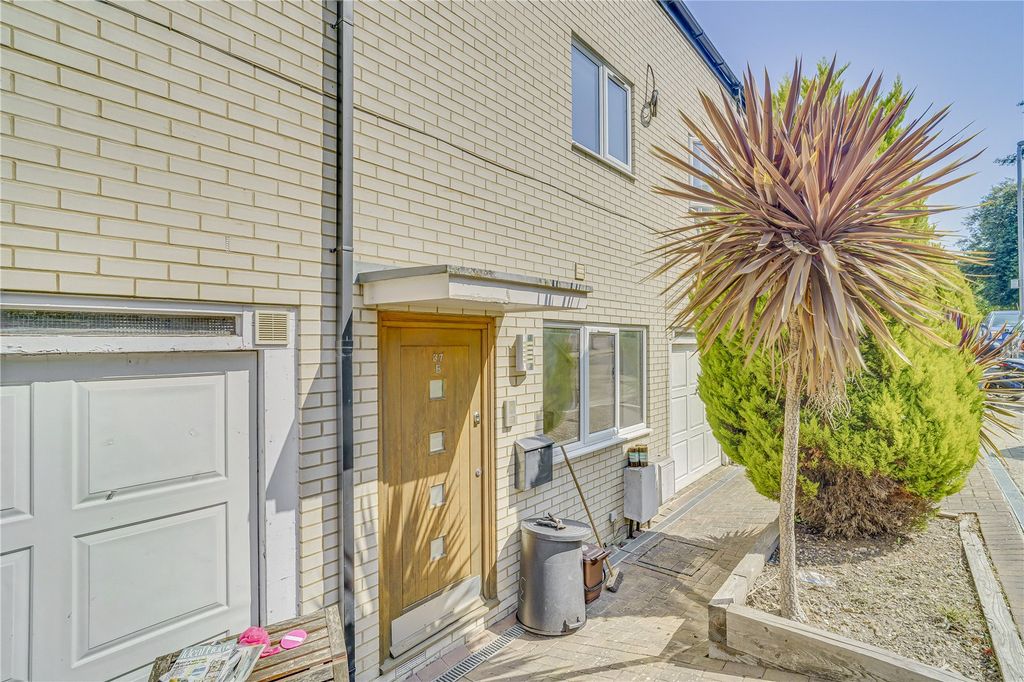 Property photo 1 of 5 Picture No. 04
