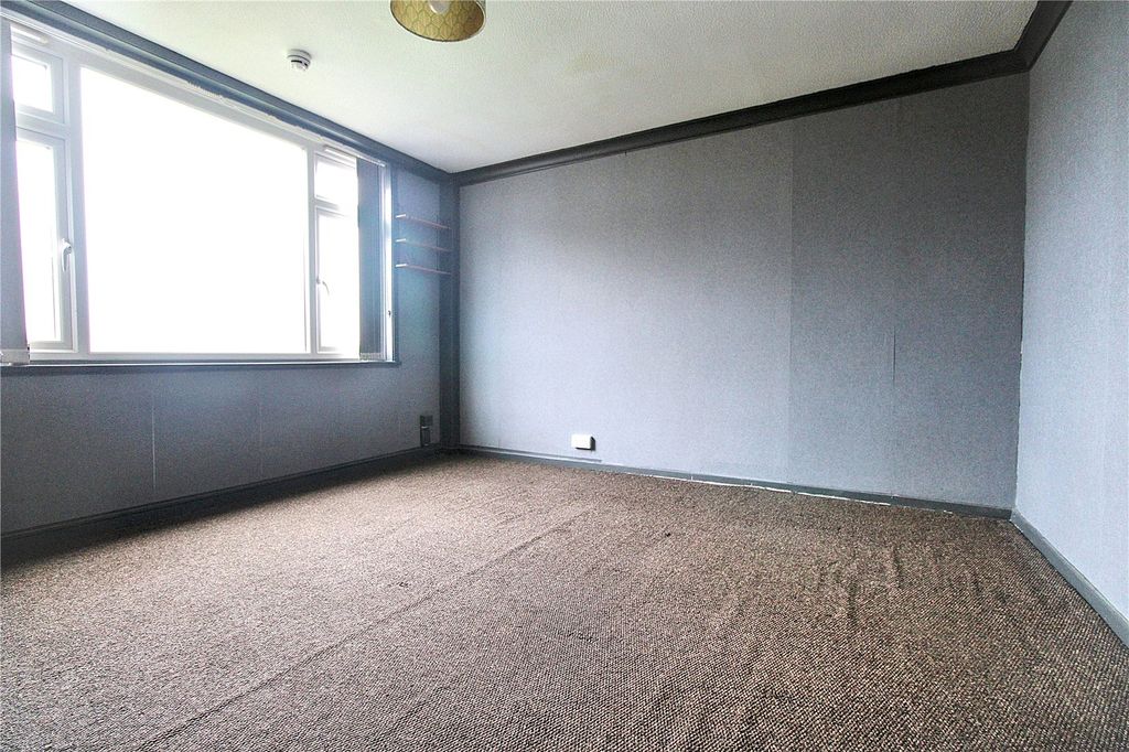 Property photo 3 of 16 Picture No. 04