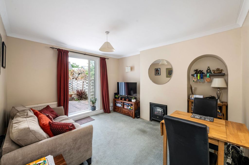 Property photo 3 of 11