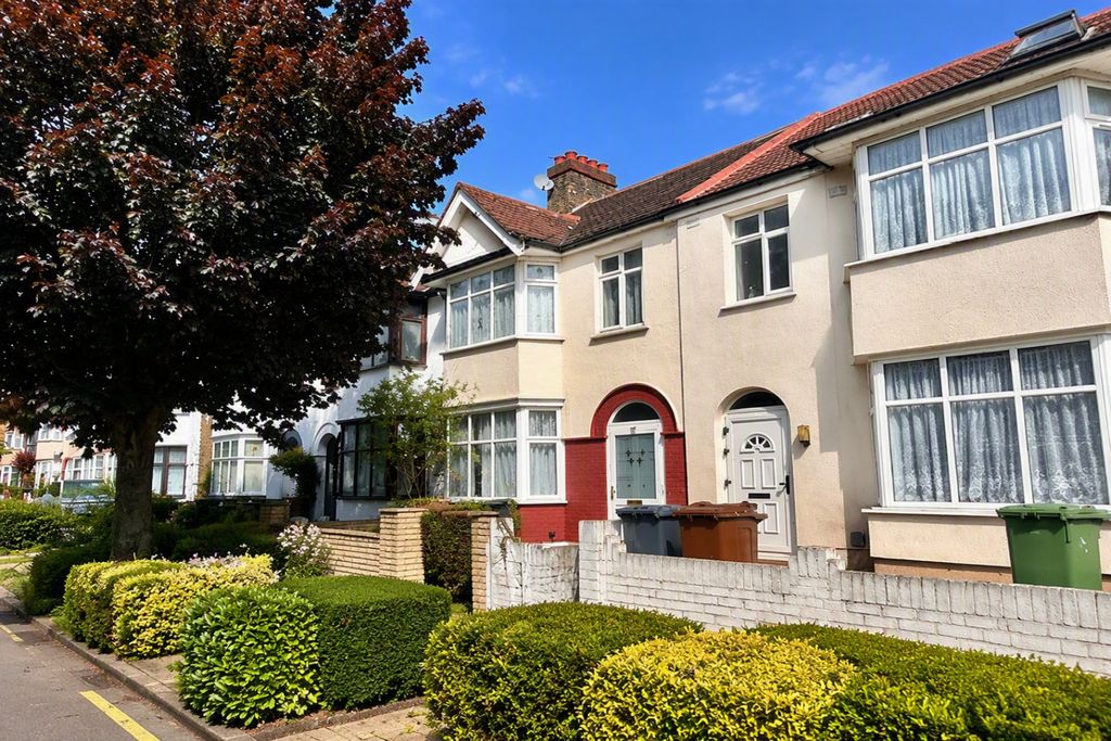 Property photo 1 of 11