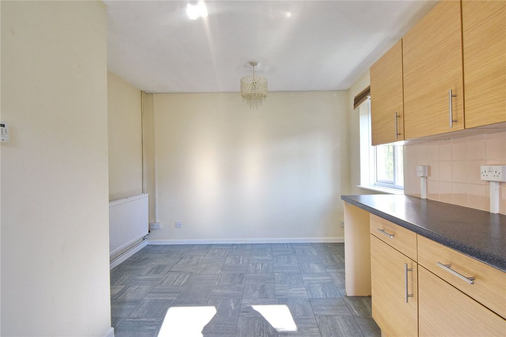 Property photo 3 of 12 Picture No. 01