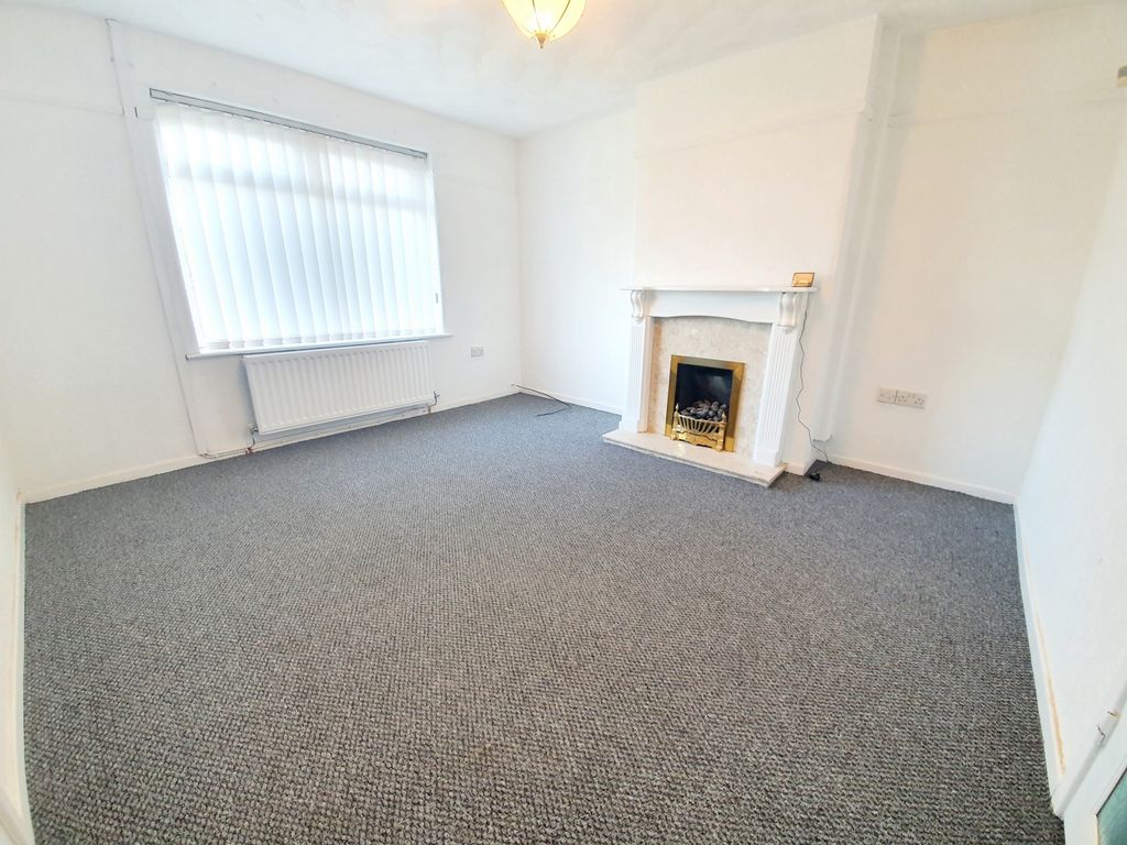 Property photo 2 of 12 Photo 2