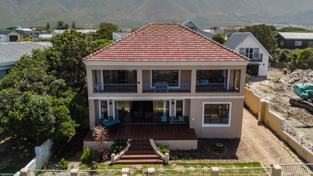 Property photo 1 of 77
