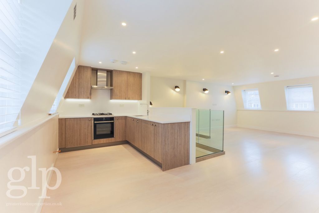 Property photo 1 of 15 2749900
