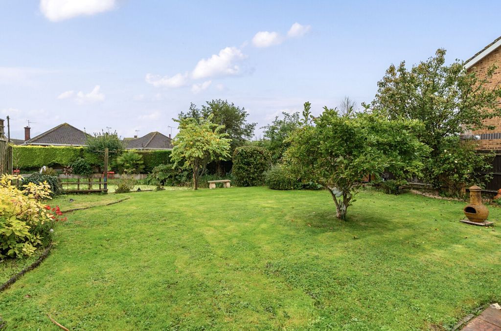 Property photo 2 of 13