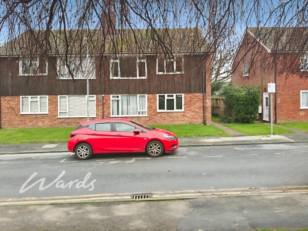 Property photo 1 of 6 Front