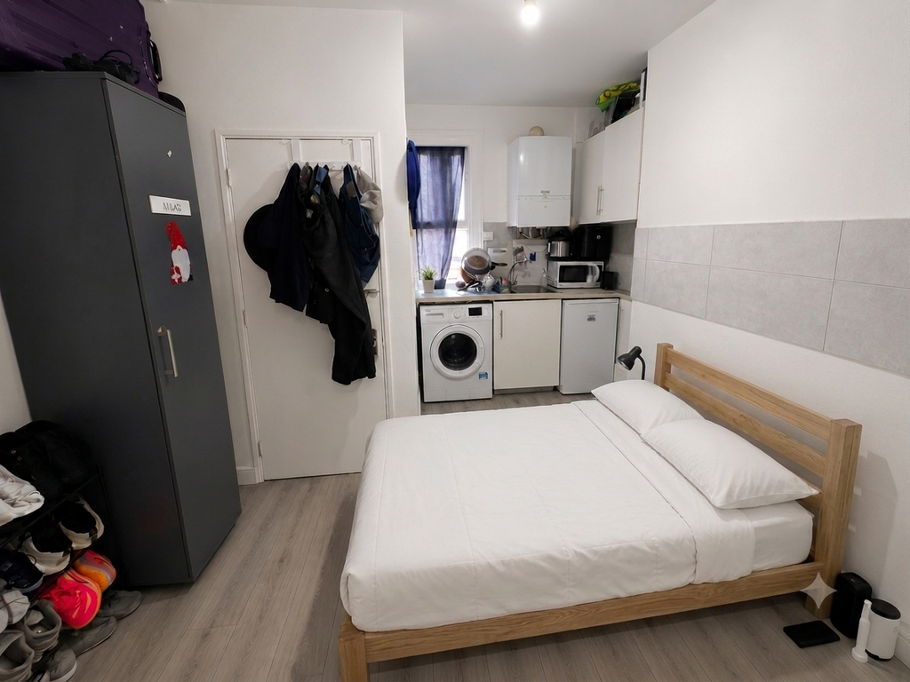 Property photo 1 of 3