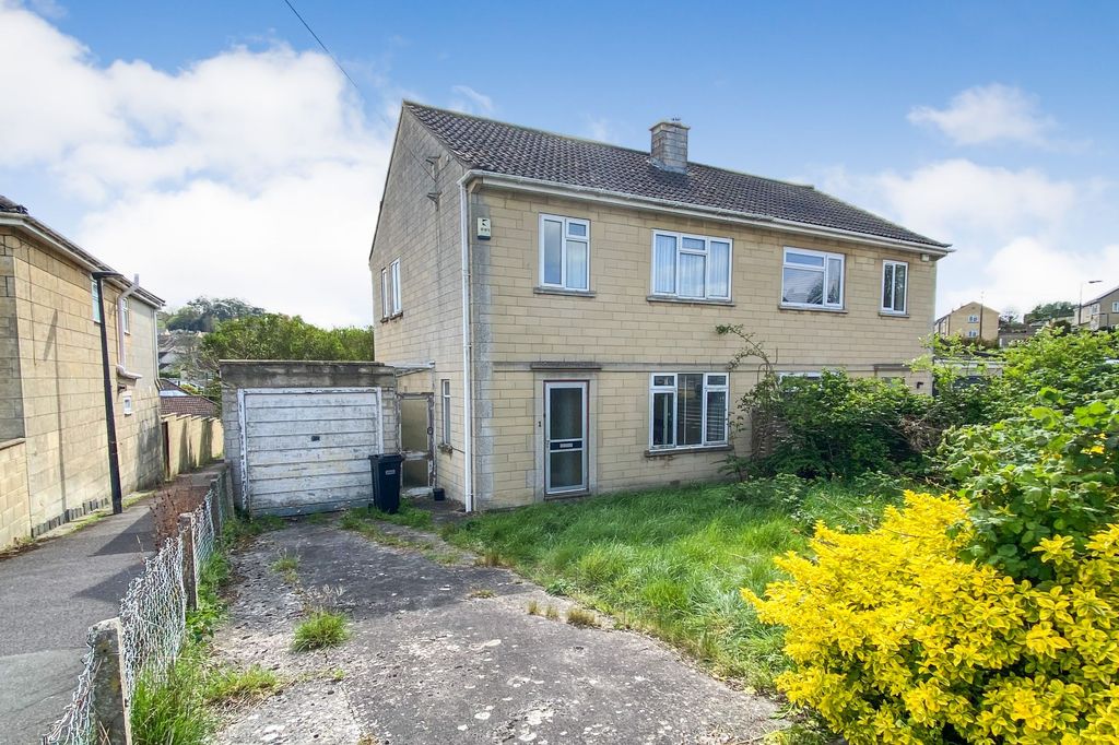 Property photo 1 of 15 1 Belmore Gardens, Bath BA2 1Hu