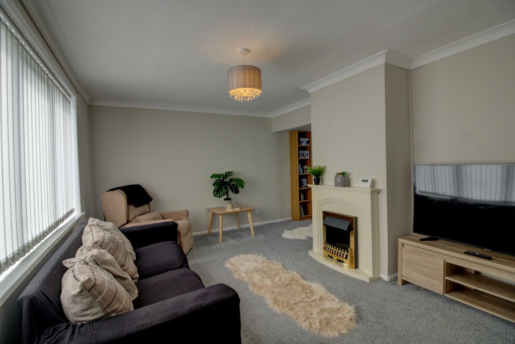 Property photo 2 of 23 2