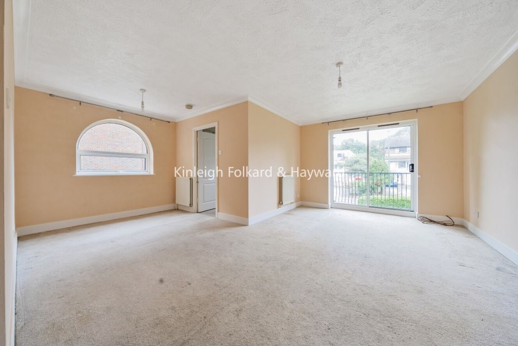 Property photo 3 of 4 10813408-9388-4A5F-9