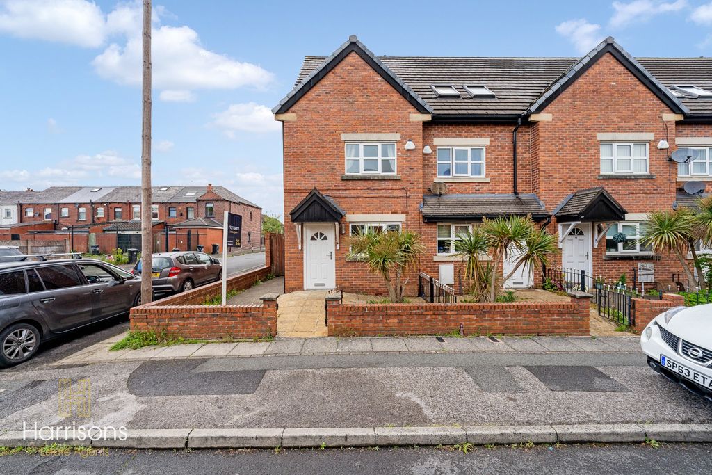 Property photo 1 of 26 5071130