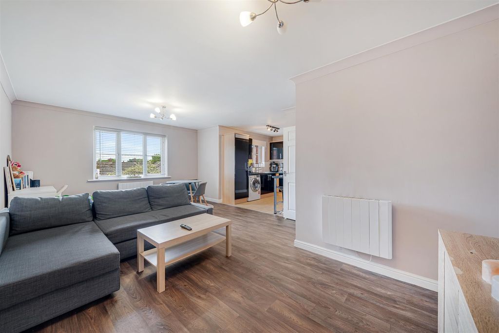 Additional image 5 of 2 bed flat for saleAshtons Green Drive, St. Helens WA9