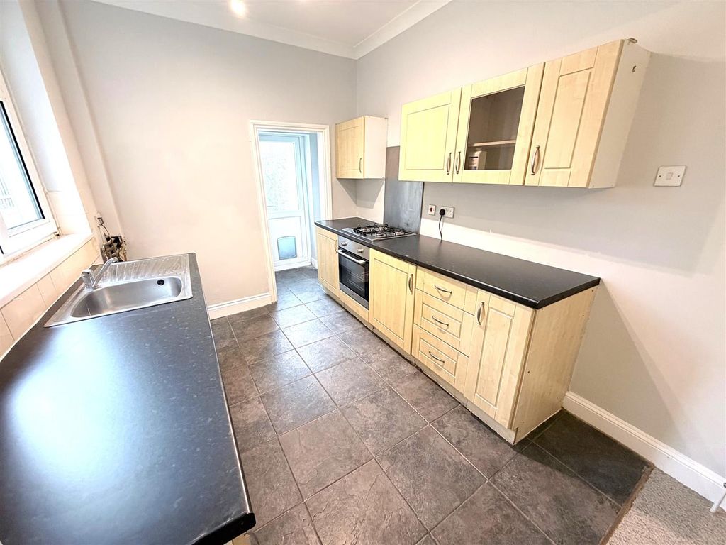 Property photo 2 of 12 6.Jpg