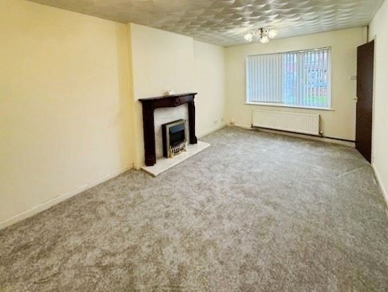 Property photo 3 of 10 Pbox-Img.Jpg
