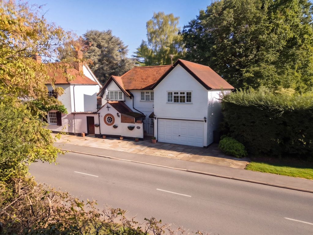 Property photo 1 of 17