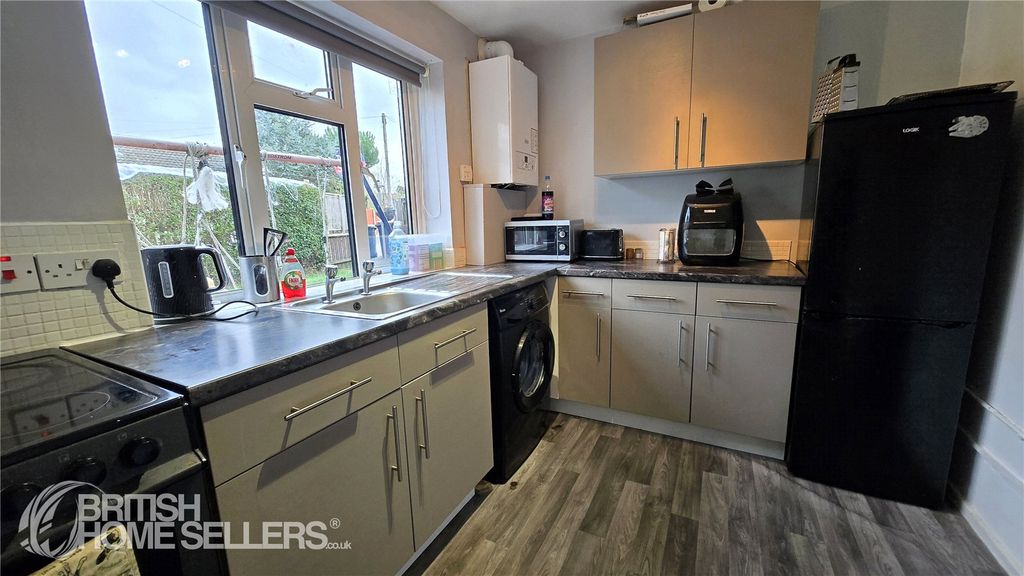 Property photo 2 of 7 Picture No. 06