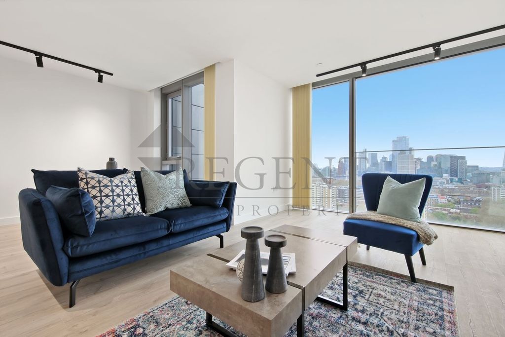 Property photo 1 of 16 Reception
