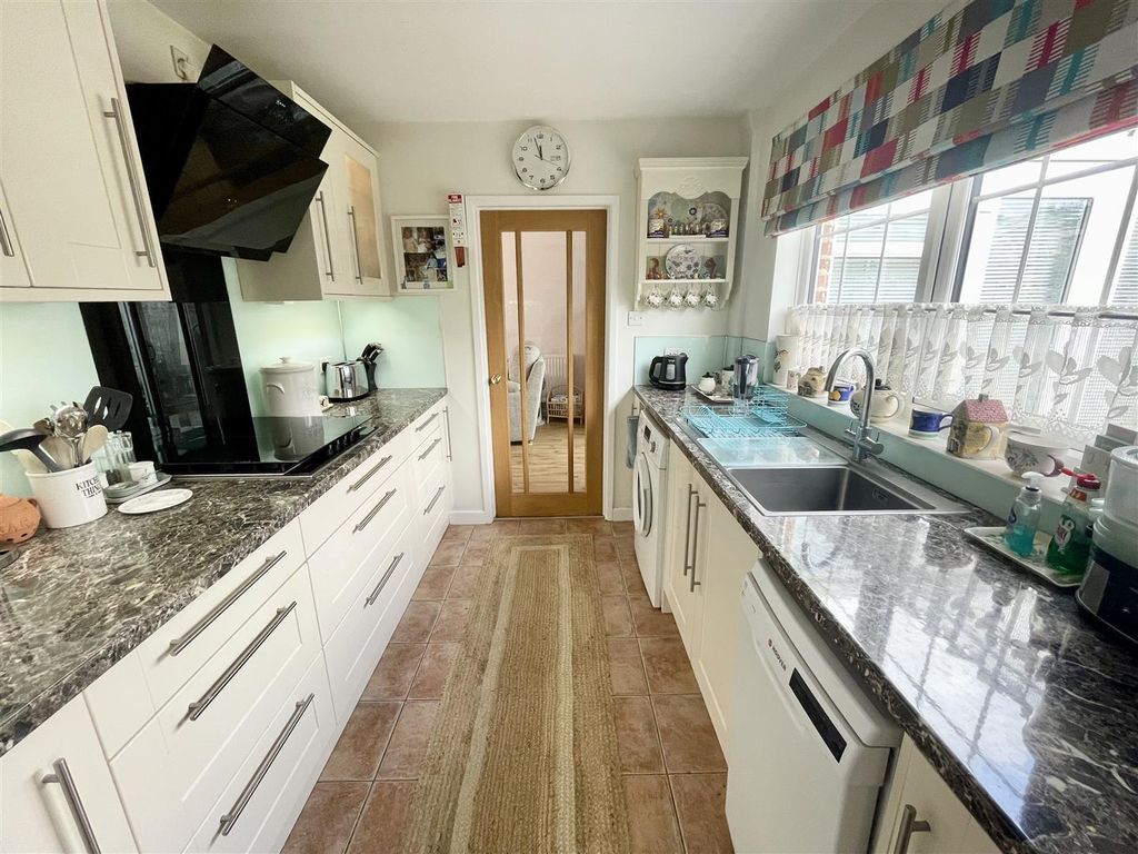 Property photo 3 of 22 Img_5576.Jpg