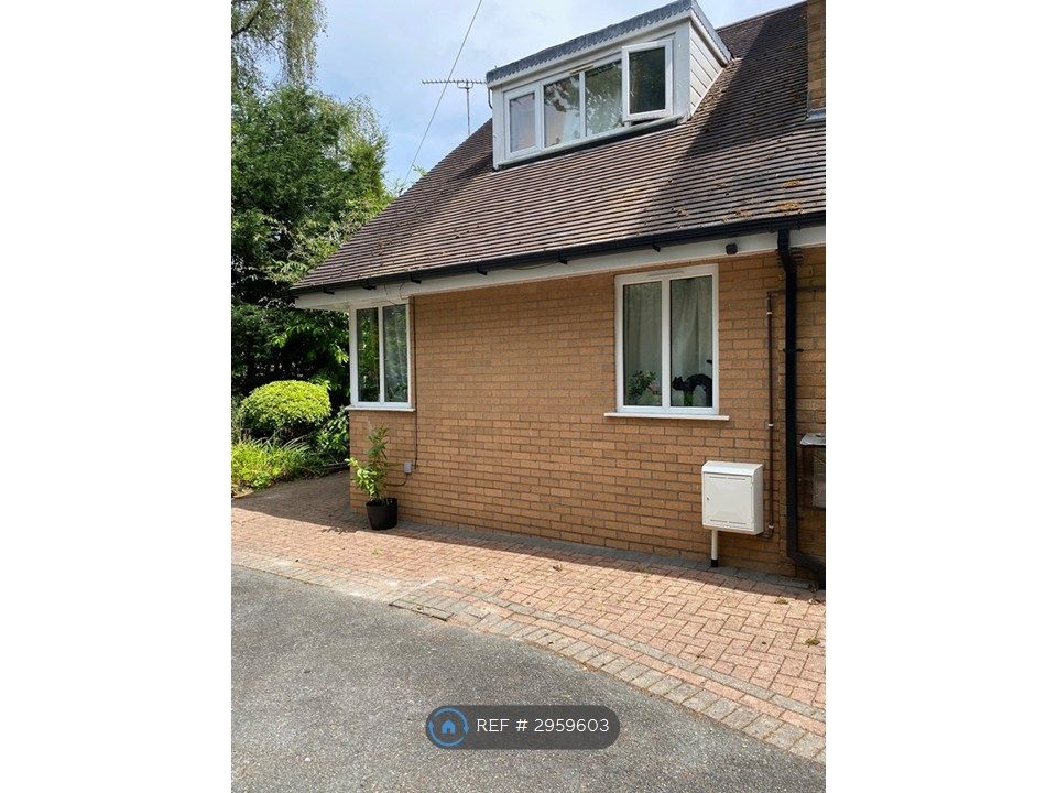 Property photo 2 of 12