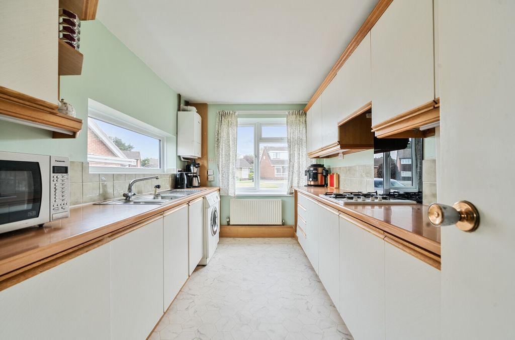Property photo 3 of 22 1459545-13-6A0F12...