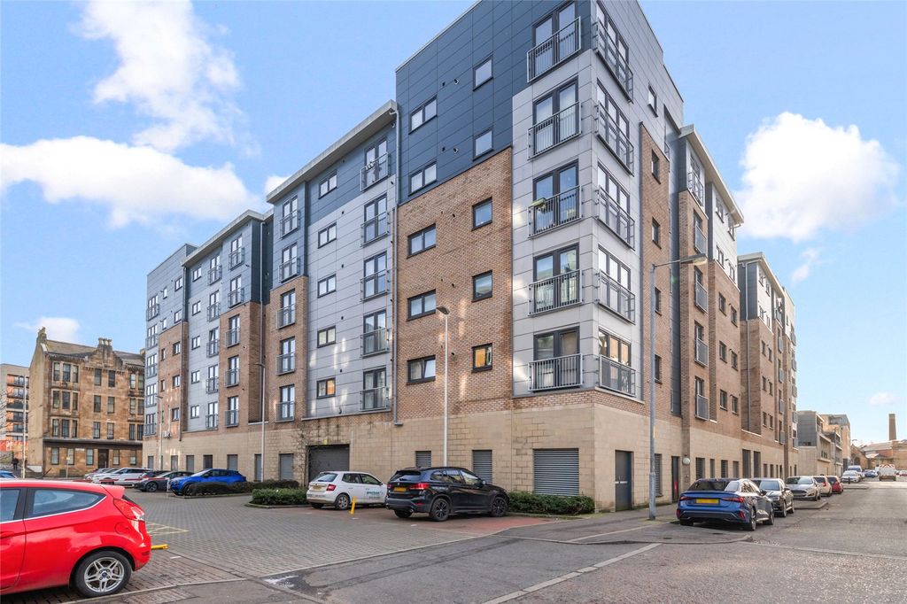 Property photo 1 of 16 Picture No. 03