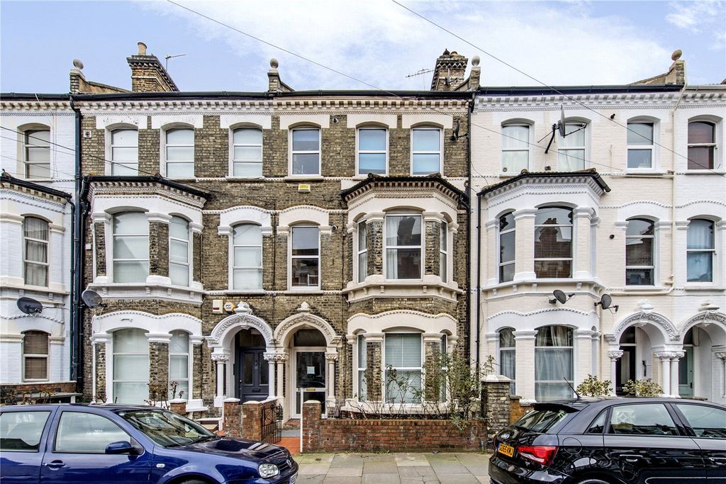 Property photo 1 of 10 Picture No. 01