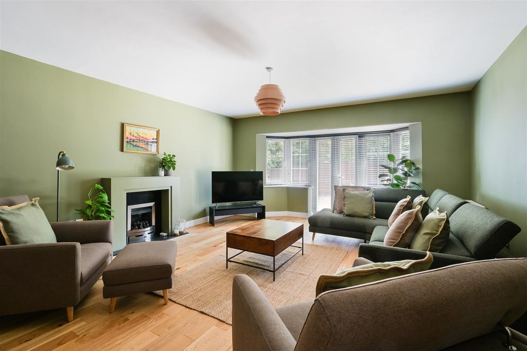 Property photo 3 of 31 Killowen Close, 2- (24).Jpg