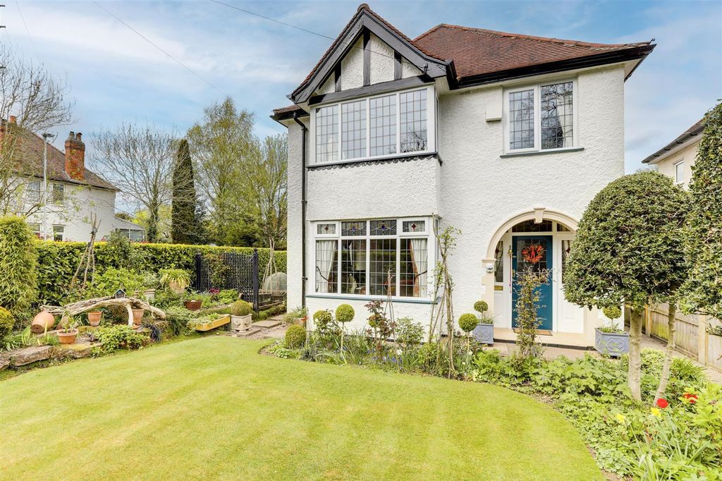 Property photo 1 of 30