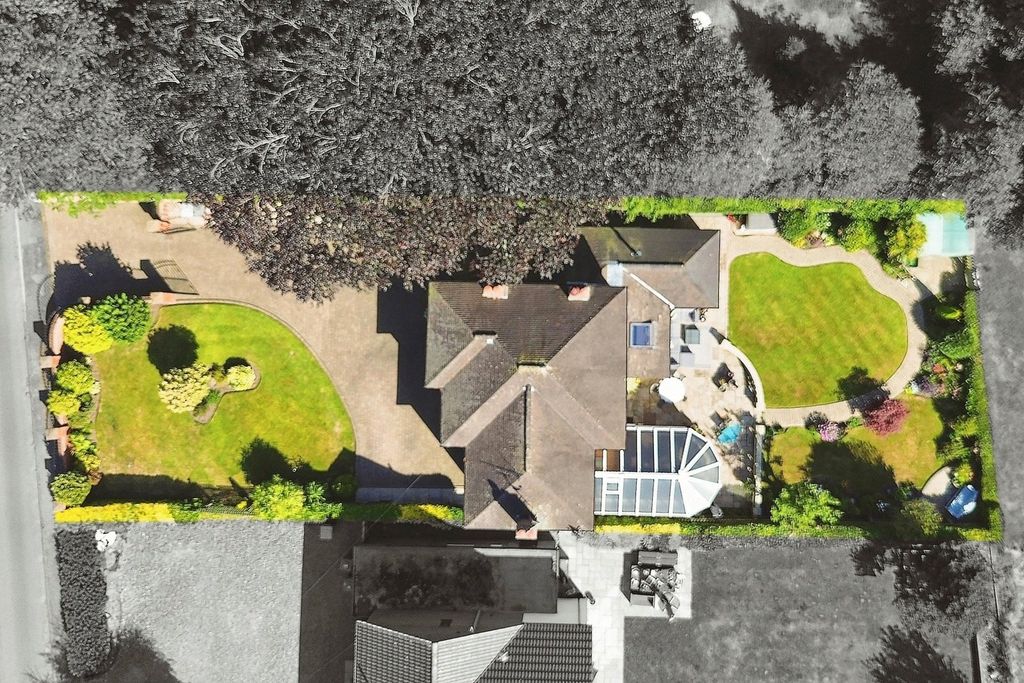 Property photo 3 of 31 Drone