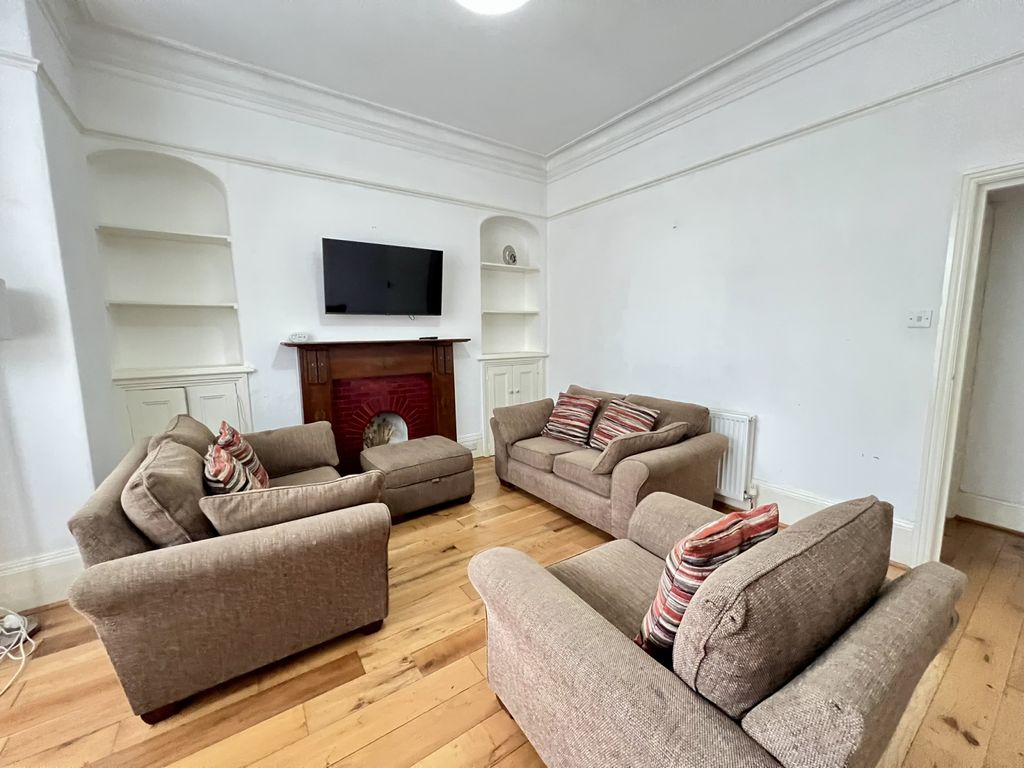 Additional image 4 of 2 bed flat for saleMorrab Road, Penzance TR18
