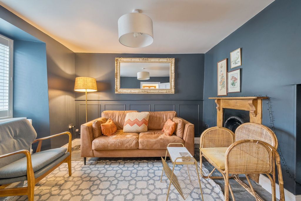 Property photo 3 of 14