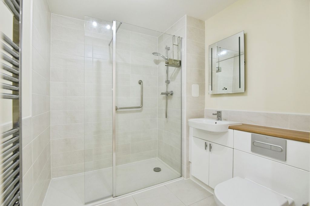 Property photo 3 of 28 Pbox-Img.Jpg