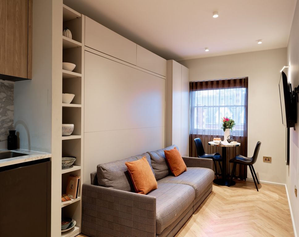 Property photo 3 of 5