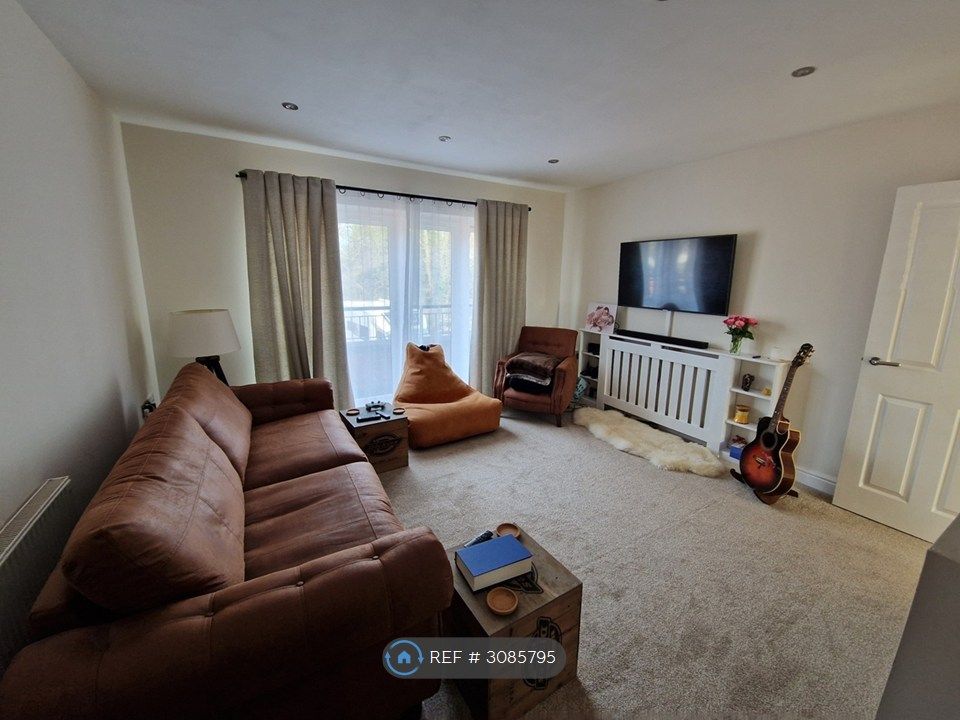 Property photo 2 of 6